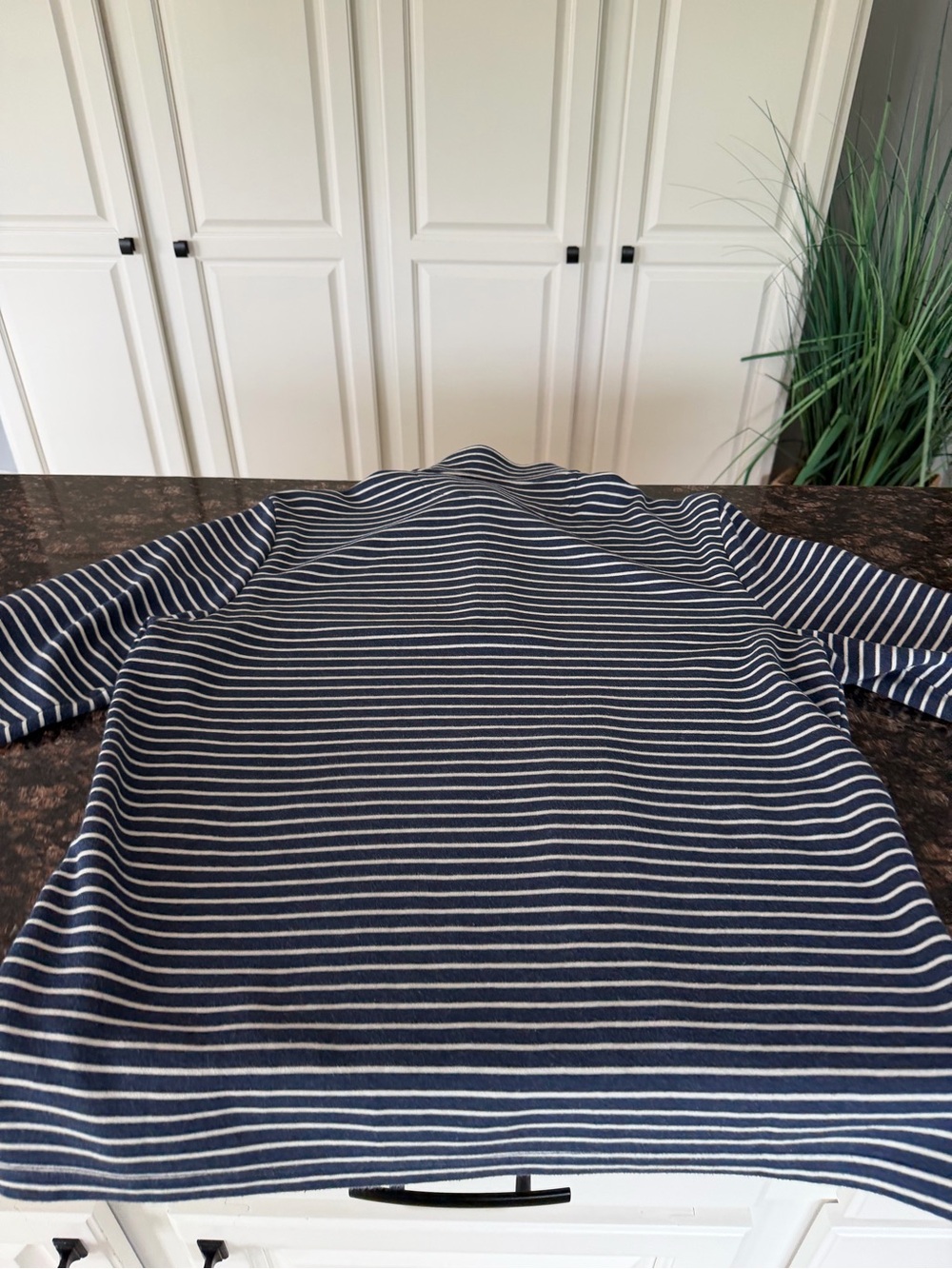 Vineyard Vines Navy & White Horizontal Stripe Men’s Jersey